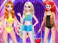 عرض ازياء على المسرح في نيويورك